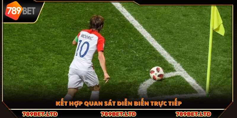 Theo dõi trận đấu trực tiếp để đọc kèo phạt góc chính xác